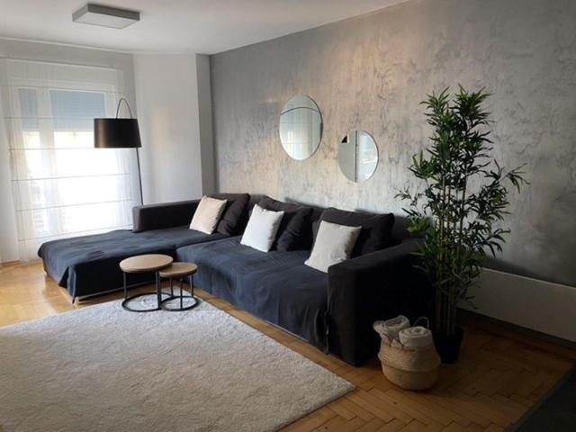 Apartment Lungomare พูลา ภายนอก รูปภาพ